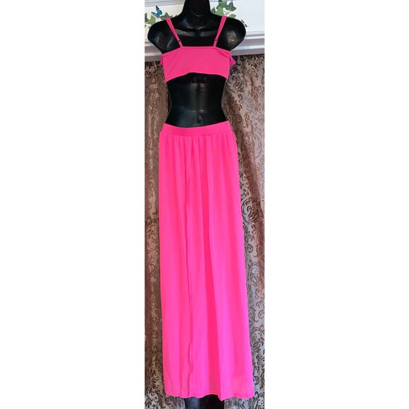 2 Piece Deep V Crop Top and High Split Maxi Skirt - Size Medium - Picture 5 of 7